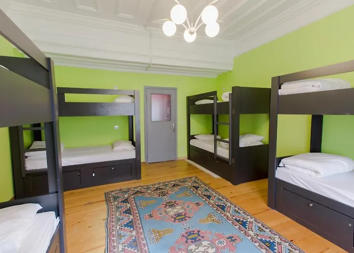 旅馆 干杯旅馆 *