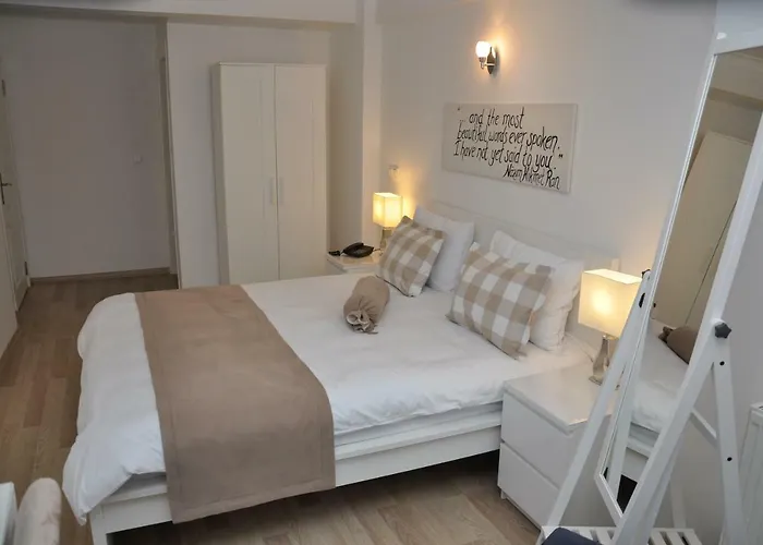 旅馆 干杯旅馆 *