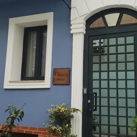 Cheers Hostel