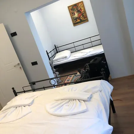Cheers Hostel *